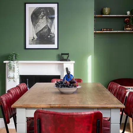 New-stunning 4bed 3bath Flat-harbourside Views-by Fabaccommodation Apartment Bristol